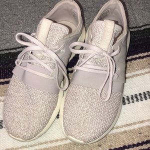 ADIDAS TUBULAR SNEAKER